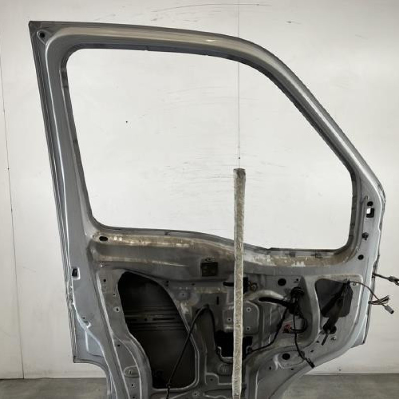 Porte avant gauche RENAULT MASTER 2 Photo n°5