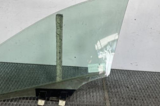 Vitre avant droit PEUGEOT 407