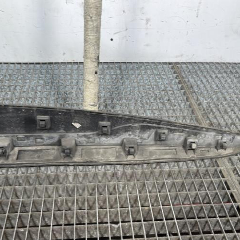 Baguette de porte arriere droite RENAULT CLIO 4 Photo n°4
