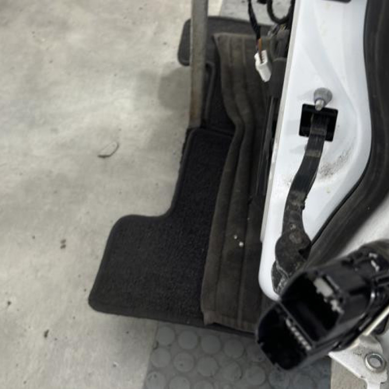 Porte avant gauche FORD FOCUS 3 Photo n°5