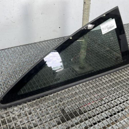 Custode arriere droit OPEL CORSA D