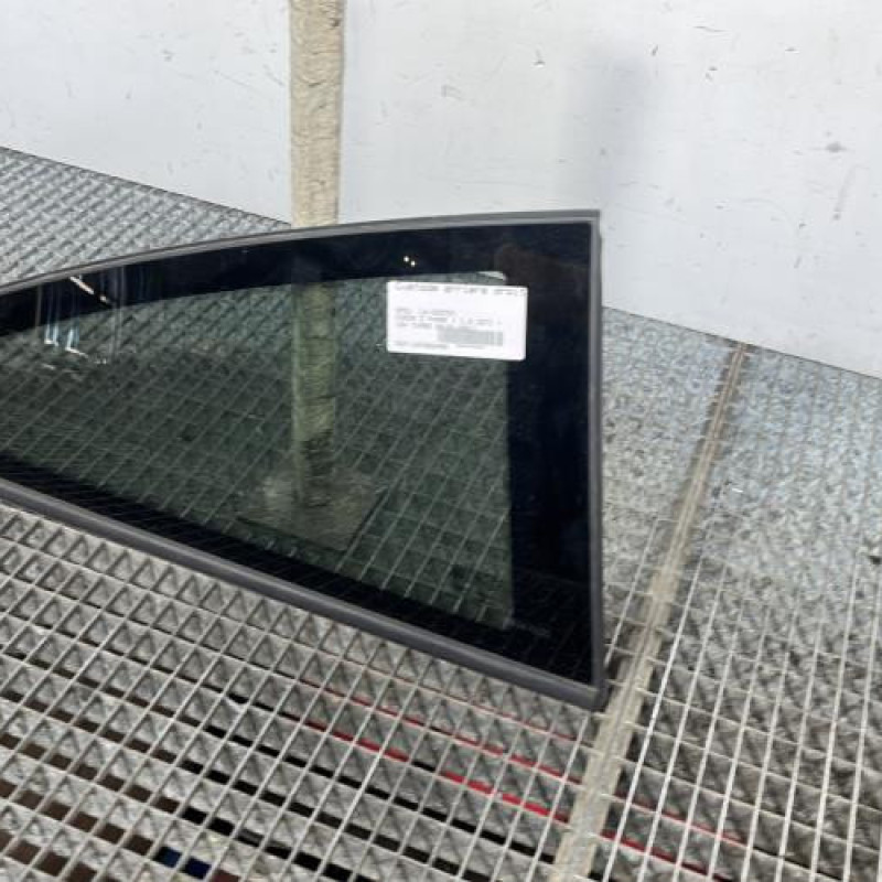 Custode arriere droit OPEL CORSA D Photo n°3