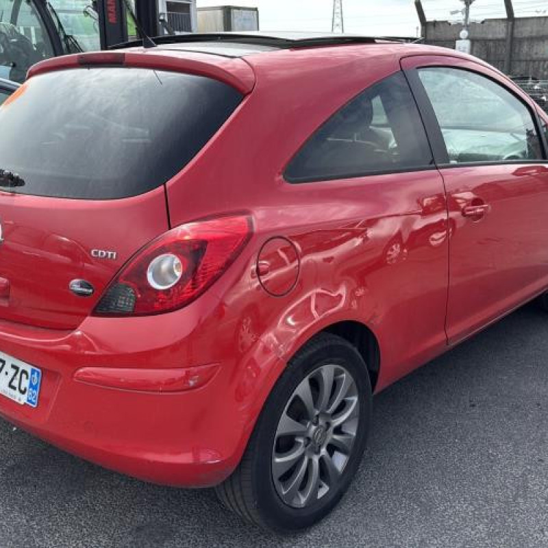 Custode arriere droit OPEL CORSA D Photo n°7