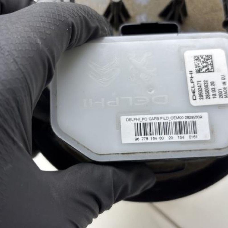 Pompe à carburant PEUGEOT 308 2 Photo n°6
