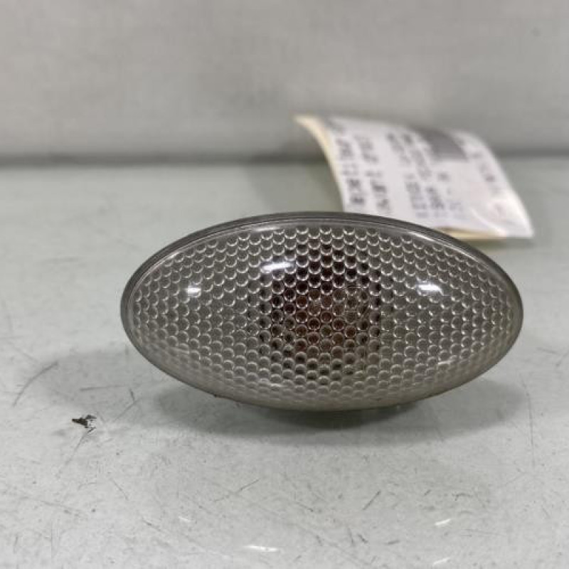 Repetiteur clignotant avant droit  (Feux) CITROEN XSARA PICASSO Photo n°1
