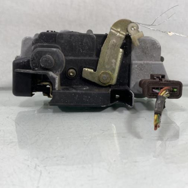Serrure arriere droit CITROEN XSARA PICASSO Photo n°2