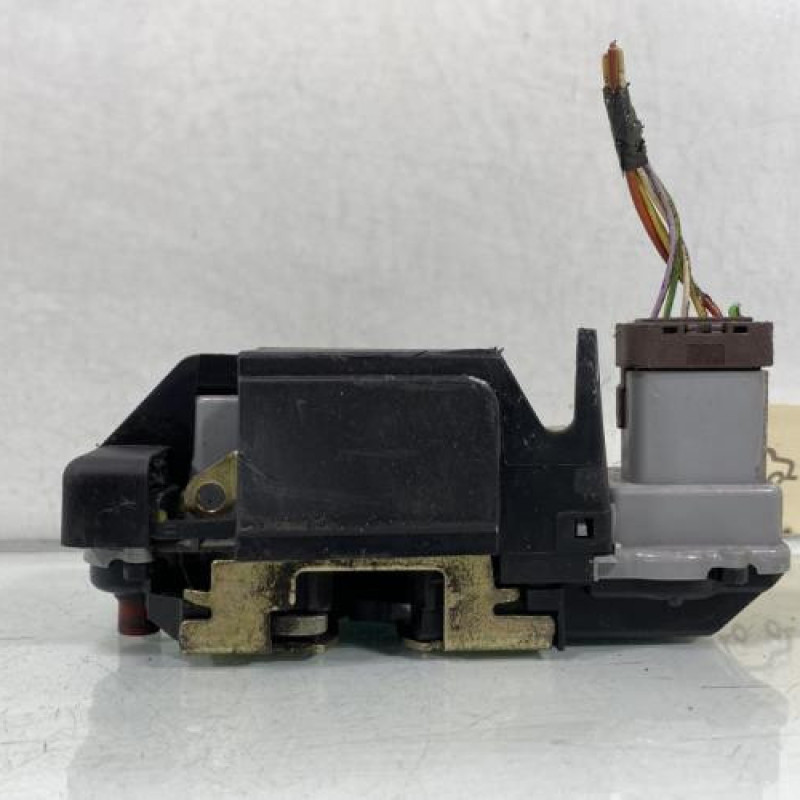 Serrure arriere droit CITROEN XSARA PICASSO Photo n°3