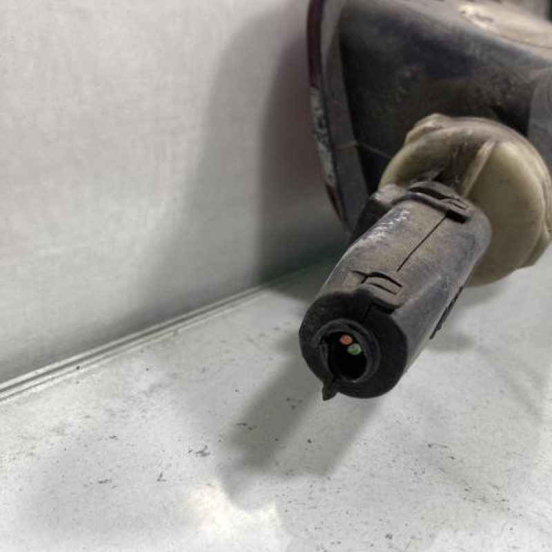 Anti brouillard arriere gauche CITROEN C4 GRAND PICASSO 1 Photo n°3