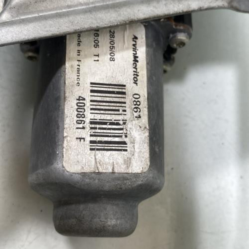 Leve vitre electrique avant droit RENAULT CLIO 3 Photo n°3