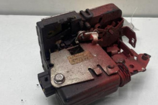 Serrure arriere droit DACIA SANDERO 1