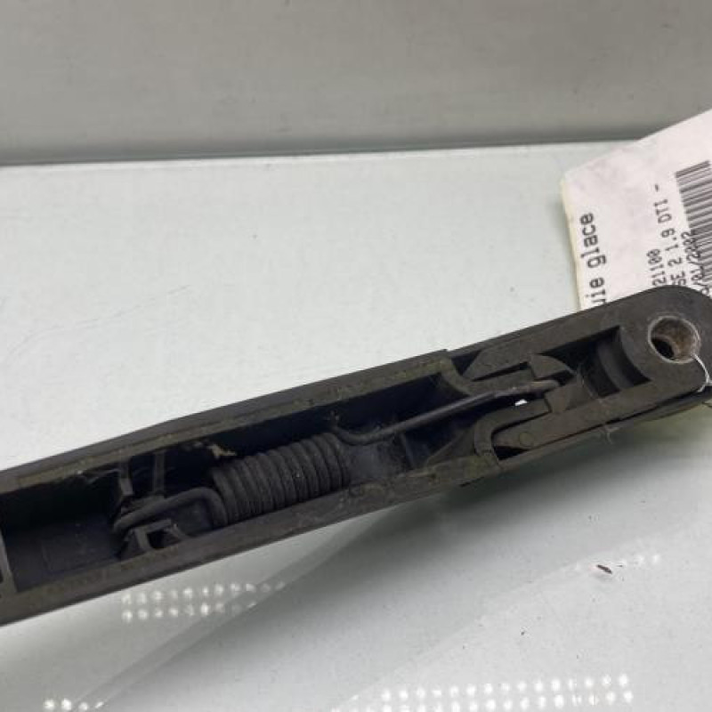 Bras essuie glace arriere RENAULT SCENIC 1 Photo n°4