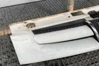 Calandre PEUGEOT PARTNER 1