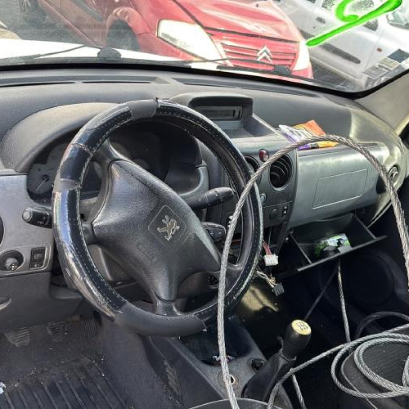 Poignee interieur avant gauche PEUGEOT PARTNER 1 Photo n°14