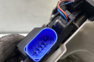 Serrure avant droit VOLKSWAGEN GOLF 5