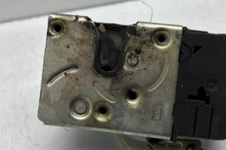 Serrure avant droit PEUGEOT 206