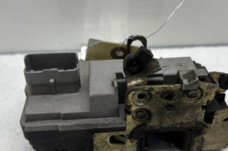 Serrure avant gauche PEUGEOT 206