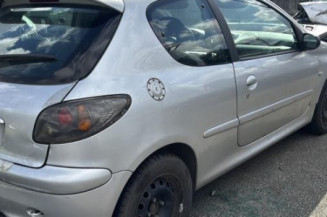 Serrure avant gauche PEUGEOT 206