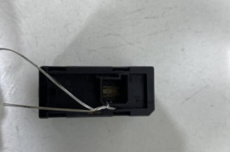 Interrupteur de leve vitre arriere droit OPEL ZAFIRA B