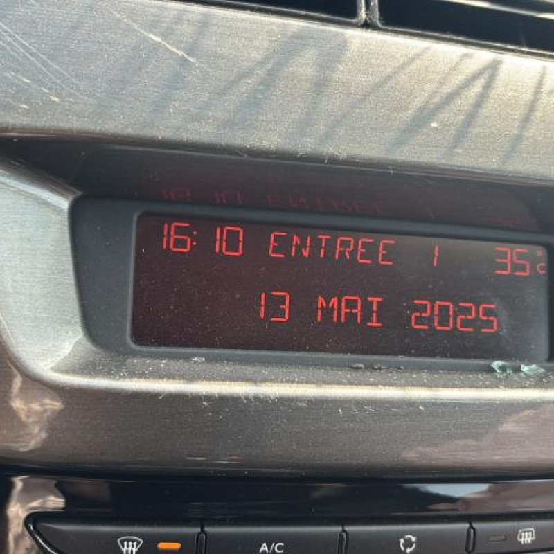 Feu arriere secondaire gauche (feux) CITROEN C3 2 Photo n°20