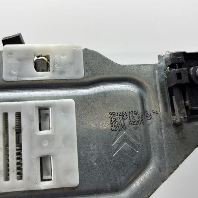Leve vitre electrique avant gauche CITROEN C3 2 Photo n°9