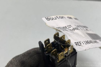 Bouton de warning PEUGEOT 106