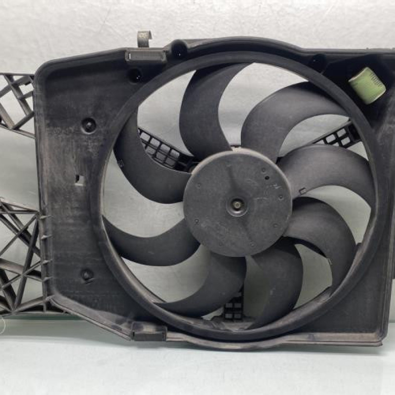 Moto ventilateur radiateur OPEL CORSA D Photo n°1