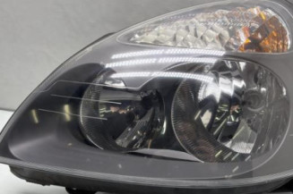 Optique avant principal gauche (feux)(phare) RENAULT CLIO 2 CAMPUS Photo n°1