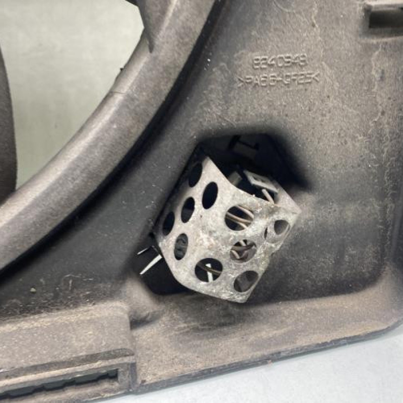 Moto ventilateur radiateur RENAULT CLIO 2 CAMPUS Photo n°2