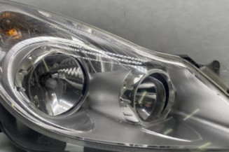 Optique avant principal droit (feux)(phare) OPEL CORSA D Photo n°1