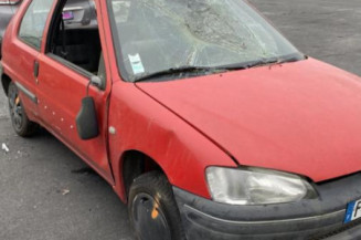Moteur essuie glace avant PEUGEOT 106