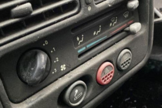Moteur essuie glace avant PEUGEOT 106