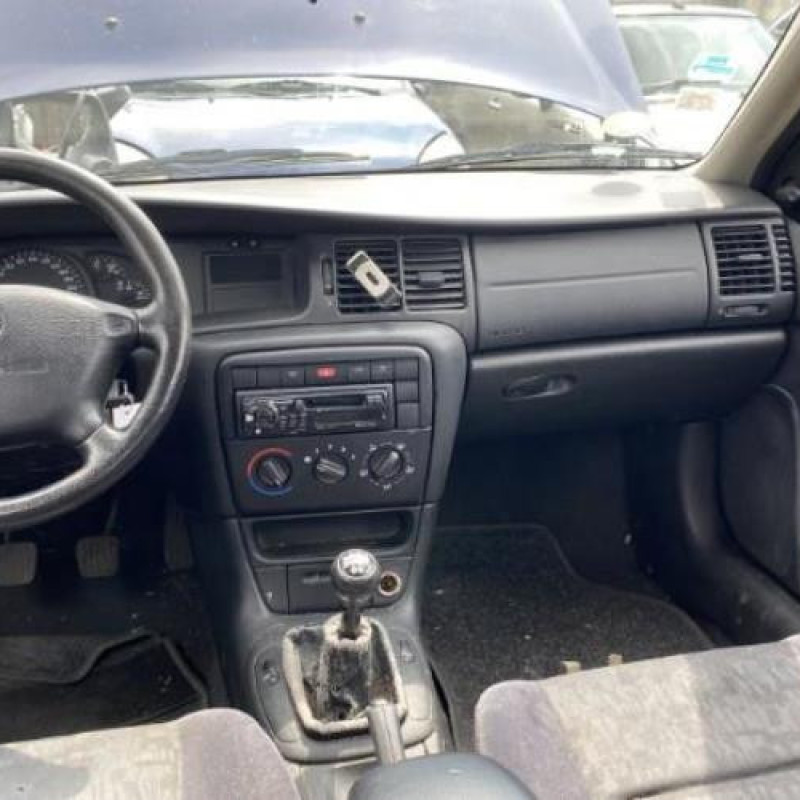 Retroviseur interieur OPEL VECTRA B Photo n°4