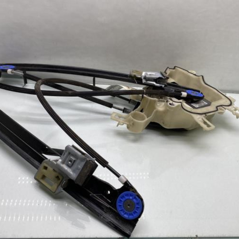 Leve vitre electrique avant gauche SEAT ALTEA Photo n°1