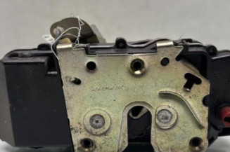 Serrure arriere droit CITROEN XSARA PICASSO Photo n°1