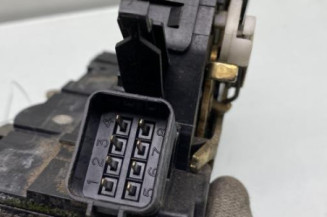 Serrure avant droit FORD FOCUS 1