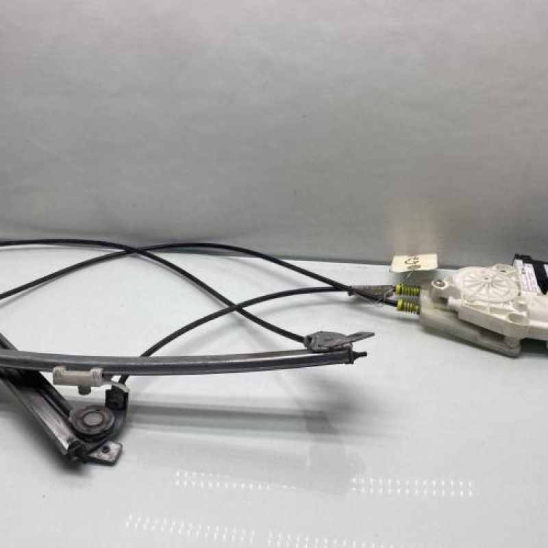 Leve vitre electrique avant gauche AUDI A3 2 Photo n°1