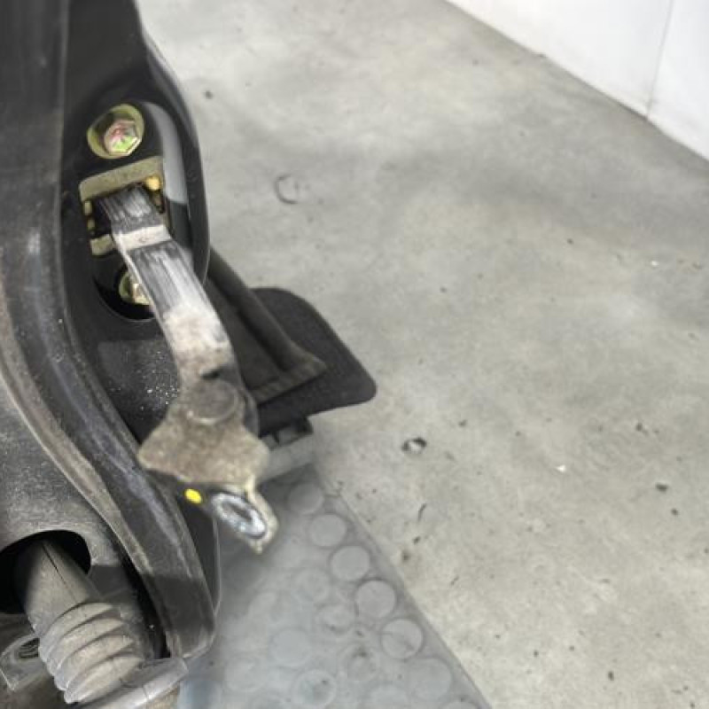 Porte avant droit TOYOTA YARIS 1 Photo n°4