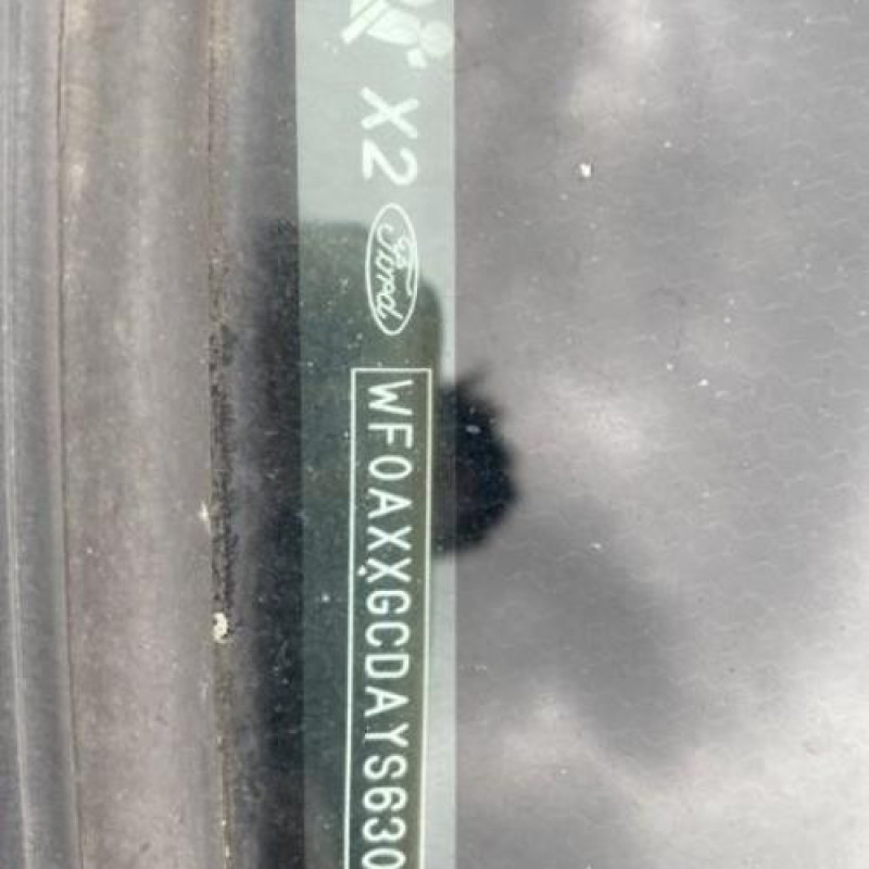 Leve vitre electrique avant gauche FORD FOCUS 1 Photo n°18