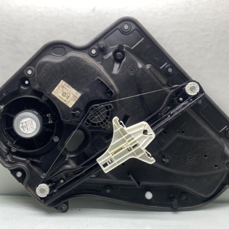 Leve vitre electrique arriere gauche VOLKSWAGEN GOLF 6 Photo n°3