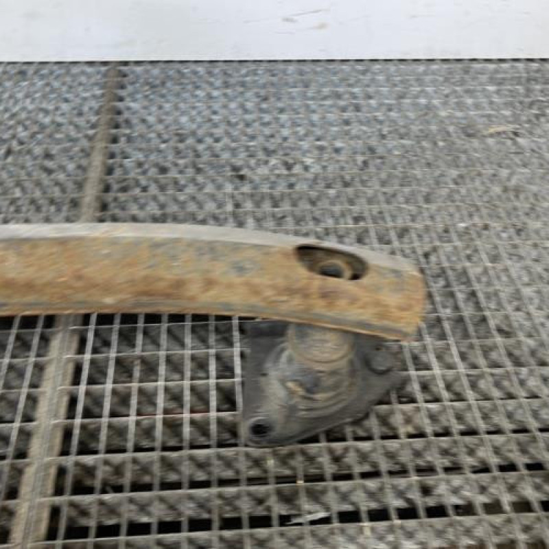Renfort pare choc arriere (traverse) OPEL CORSA D Photo n°3