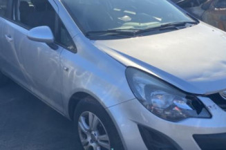 Renfort pare choc arriere (traverse) OPEL CORSA D