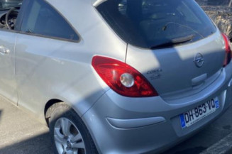 Renfort pare choc arriere (traverse) OPEL CORSA D