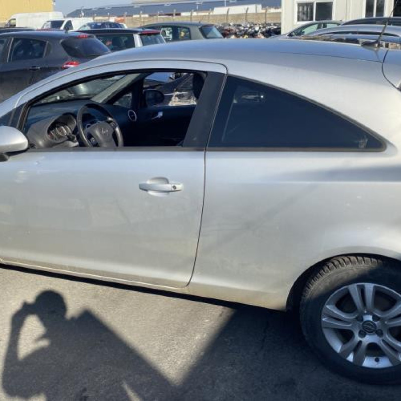 Renfort pare choc arriere (traverse) OPEL CORSA D Photo n°13