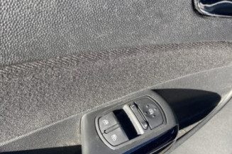 Renfort pare choc arriere (traverse) OPEL CORSA D