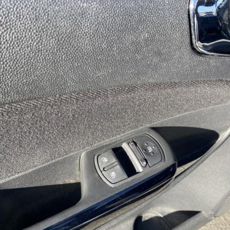 Renfort pare choc arriere (traverse) OPEL CORSA D Photo n°17