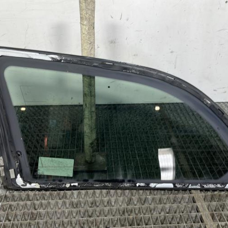 Custode arriere droit BMW SERIE 5 E61 Photo n°4