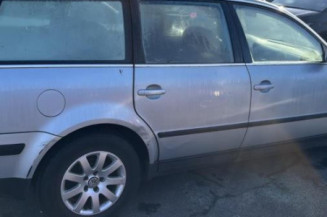 Serrure avant gauche VOLKSWAGEN PASSAT 4