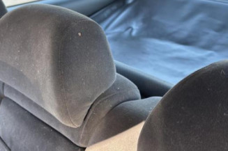 Serrure avant gauche VOLKSWAGEN PASSAT 4
