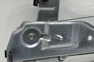Leve vitre electrique avant gauche PEUGEOT 208 1