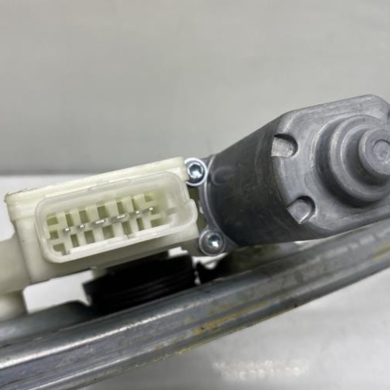 Leve vitre electrique arriere droit PEUGEOT 308 2 Photo n°3